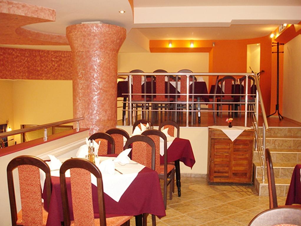 Hotel Restaurant Vodenitsata Berkovica Kültér fotó