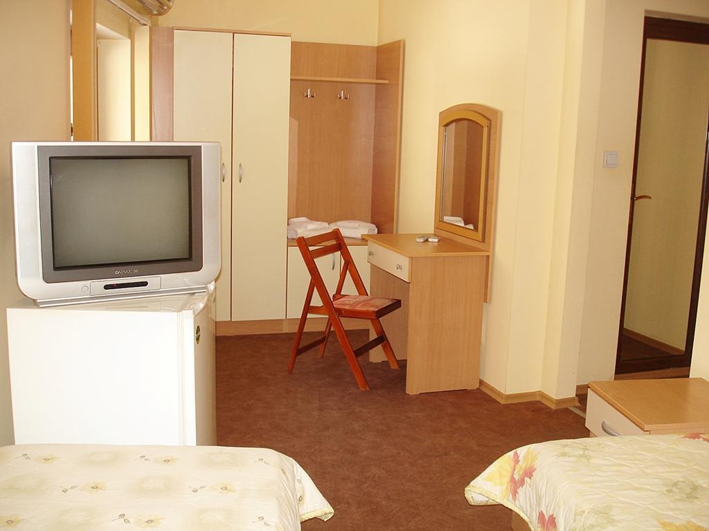 Hotel Restaurant Vodenitsata Berkovica Kültér fotó