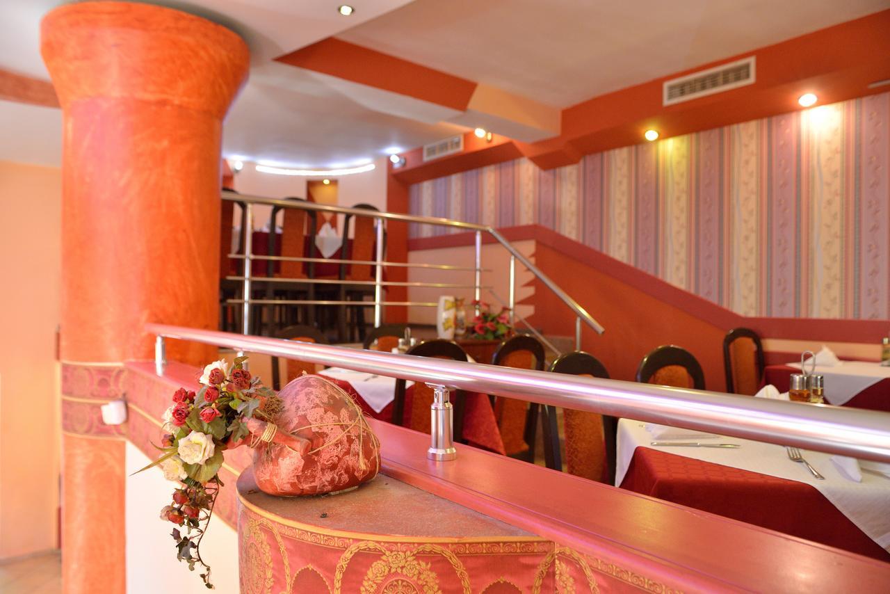 Hotel Restaurant Vodenitsata Berkovica Kültér fotó