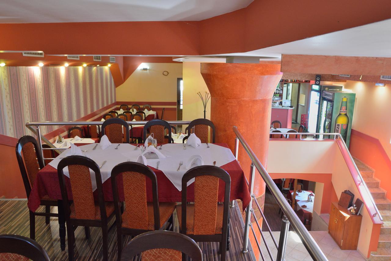 Hotel Restaurant Vodenitsata Berkovica Kültér fotó