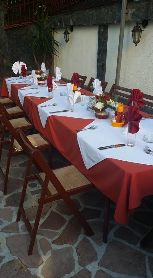 Hotel Restaurant Vodenitsata Berkovica Kültér fotó